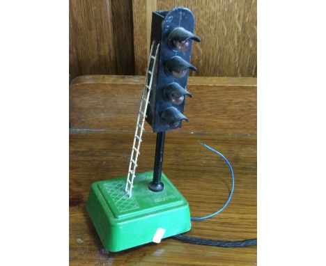 A Hornby model signal box. Est. £5 - £10.