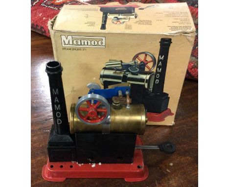 A Mamod Steam Stationary Engine SP1 Model with original box. Est. £30 - £40.