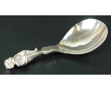 An Elizabeth II silver caddy spoon, with Lincoln Imp handle, Sheffield 1970, ¾oz