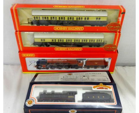 Hornby 00 Gauge R2930 Princess Coronation City of Lancaster 46243 Locomotive & Tender, R4030A GWR Suburban Coach & R4030B GWR
