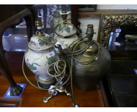 A pair of modern Oriental ceramic table lamps (sold electrically untested) together with a modern brass table lamp of taperin