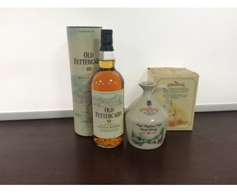 OLD FETTERCAIRN AGED 10 YEARS
Active. Laurencekirk, Kincardineshire.
1 litre, 40% volume, in tube.
EDRADOUR AGED 10 YEARS
Act