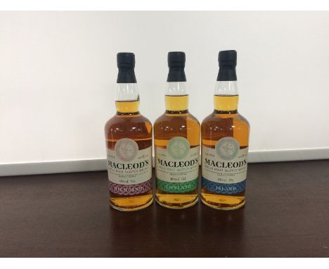 MACLEOD'S LOWLAND AGED 8 YEARS
Lowland Single Malt Scotch Whisky
70cl, 40% volume.
MACLEOD'S ISLAND AGED 8 YEARS
Island Singl