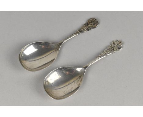 Two Silver Caddy Spoons by J B Chatterley &amp; Sons Ltd, Birmingham Hallmark, 26g