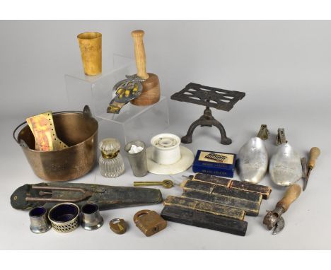 A Collection of Various Vintage and Later Sundries to Comprise Cut Throat Razors, Jam Pan, Ceramic Inkwell, Bully  Beef Can O