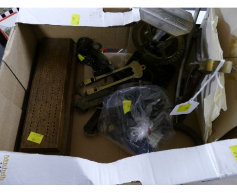 Box of scales, Bakelite view finder, opera glasses, cribbage board etc
