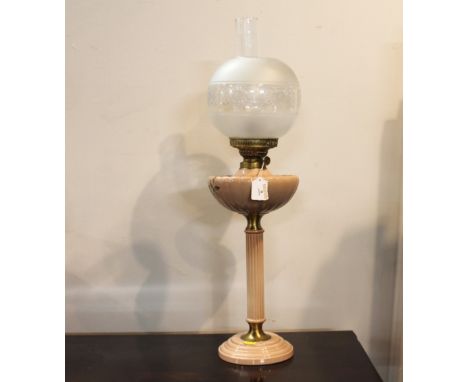 Pale pink porcelain column oil lamp with etched glass shade, 73 cm high 
