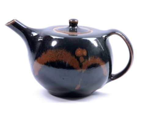 GEOFFREY WHITING (1919-1988) for Avoncroft Pottery; a stoneware teapot covered in tenmoku glaze with kaki decoration, impress