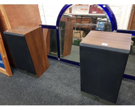 PAIR OF VINTAGE WHARFEDALE SPEAKERS 