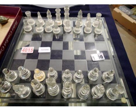 Glass chessboard with clear and frosted glass pieces (Complete). Not available for in-house P&amp;P 