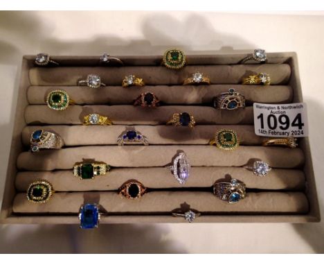 25 ring display including examples. UK P&amp;P Group 1 (£16+VAT for the first lot and £2+VAT for subsequent lots) 