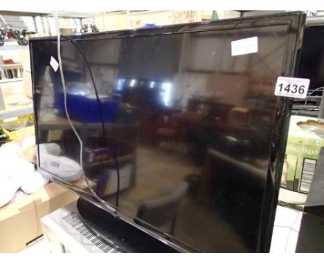 Samsung VE32EH 5000K television, no remote present. All electrical items in this lot have been PAT tested for safety and have