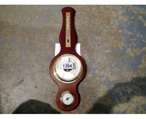 Mahogany cased aneroid barometer / thermometer. Not available for in-house P&amp;P 