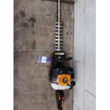 McCulloch HT5622 petrol powered hedge trimmer