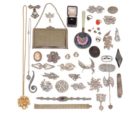 A collection of silver and costume jewelleryto include 9ct and silver paste set ring, paste buckle, silver gilt textured pane