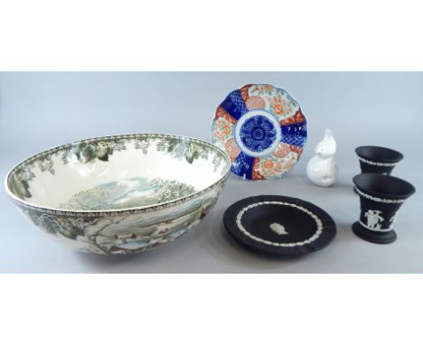 A collection of ceramics, to include a Johnson Bros. large bowl, black Jasperware, Poole pottery wren etc.