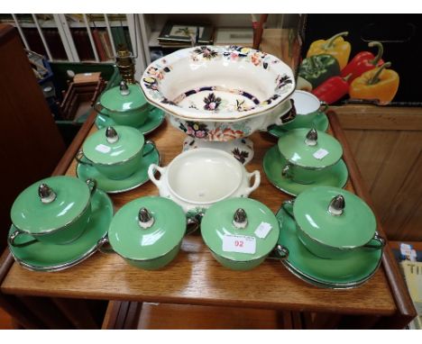 GROSVENOR CHINA FOR FORTNUM &amp; MASON, a set of Art Deco covered cups and saucers, a Mason's Ironstone Mandarin footed bowl