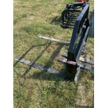 UNUSED 48" Kivel 3,500lb Quick Attach Pallet Forks