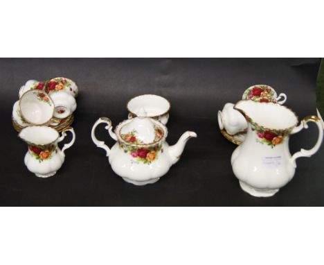 Royal Albert "Old Country Roses" teaset, comprising a teapot, milk jug, cream jug and sugar basin with six cups with saucers 