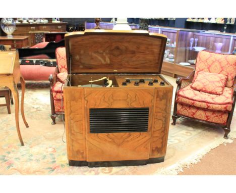 MID-20TH CENTURY RGD OF BIRMINGHAM RADIOwith Garrard record deck, RC121 MKII, housed in a veneered walnut case, 81cm high, 87