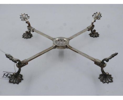 William Turton: London hallmarked silver adjustable stand, the centre hinged with sliding feet, overall L: 35 cm, 571g, no is