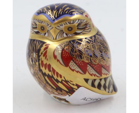 Royal Crown Derby owl paperweight with gold stopper, H:80mm. UK P&amp;P Group 1 (£16+VAT for the first lot and £2+VAT for sub