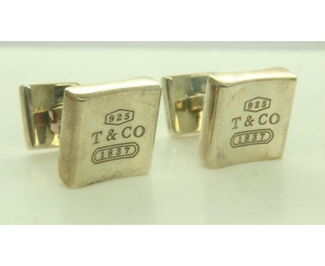 TIFFANY &amp; CO pair of gents square silver cufflinks, boxed. UK P&amp;P Group 0 (£6+VAT for the first lot and £1+VAT for su