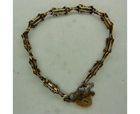 9ct gold bracelet, with heart lock clasp, 2.6g. UK P&amp;P Group 0 (£6+VAT for the first lot and £1+VAT for subsequent lots) 