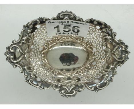 A hallmarked silver pierced basket, L: 10 cm, 23g. UK P&amp;P Group 1 (£16+VAT for the first lot and £2+VAT for subsequent lo