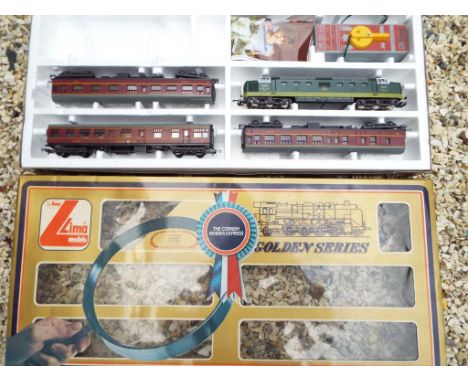 Model Railways - A Lima OO gauge train set comprising, diesel electric, 'Meld' op no D9003, 3 passenger carriages and power c