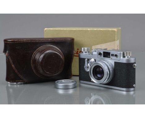 A Leitz Wetzlar Leica IIIg  Rangefinder Camera, serial no 903310, shutter working, self timer working, rangefinder working, b