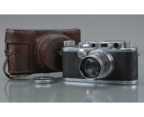 A Leica III Model F, Rangefinder Camera, serial no 148607, 1934, shutter working, rangefinder working, body F-G, brassing to 