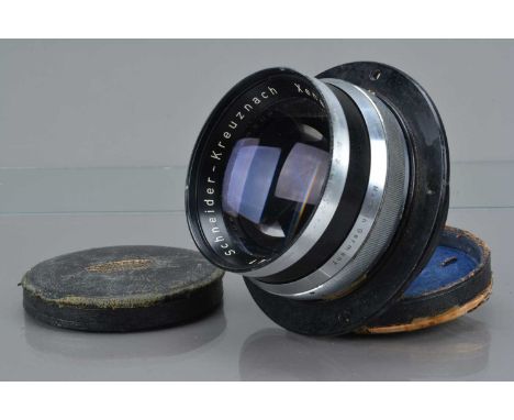 A Schneider Kreuznach 300mm f/4.5 Xenar Lens, serial no 6418941, barrel G, some scratches to filter ring, elements G, with fr