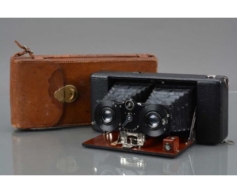 A Blair Camera Co. Rochester NY Stereoscopic Camera, Patented FEB 25 1890, NOV 5 1895, body G, some marks to back, with black