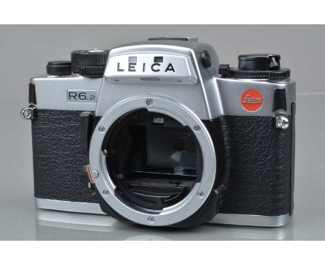 A Leica R6.2 SLR Camera Body,  chrome, made in Germany, serial no 1932555, 1993, shutter working, meter responsive, camera re