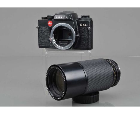 A Leica R4s SLR Camera, black, made in Portugal, serial no 1632654, 1983, shutter working, meter responsive, camera responsiv