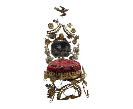 19th century French marriage throne 'Globe de Mariee', the floral gilt brass frame set with etched mirrors, porcelain flowers