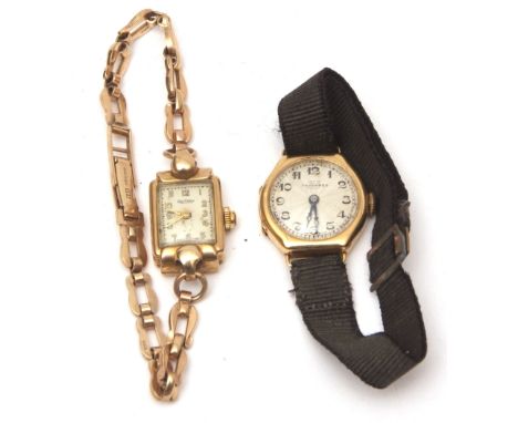 Mixed Lot: ladies 18ct gold wristwatch, Tavannes, the Swiss 15-jewel movement with three adjustments to an engine turned and 