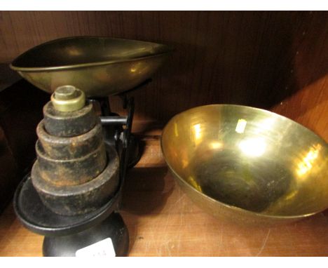 SET OF SALTER WEIGHING SCALES WITH WEIGHTS
