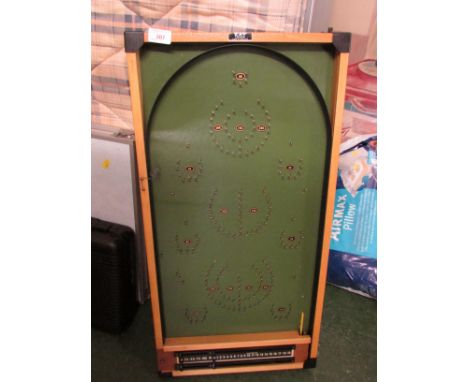 KAY OF LONDON BAGATELLE BOARD. (AF)
