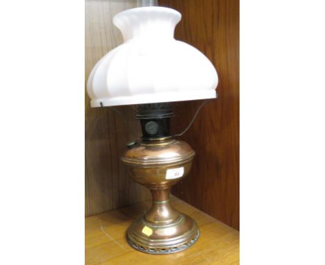 ALADDIN MODEL ELEVEN LAMP WITH GLASS SHADE.