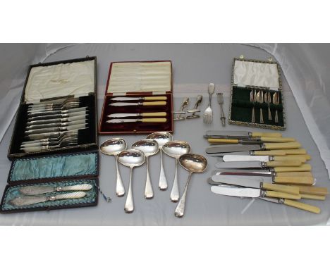 A selection of silver-plated flatware, including cased fish sets, some loose knives and a set of six sauce spoons etc.