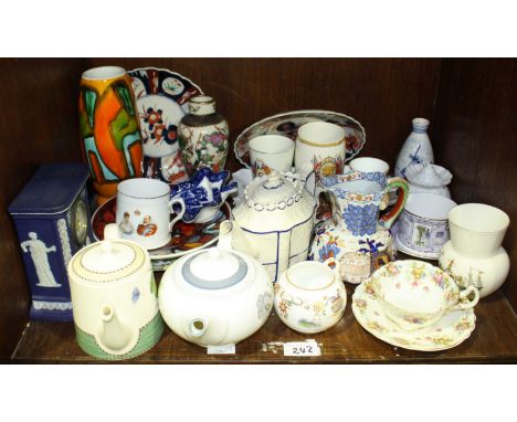 SECTION 50. An assortment of mixed ceramics including a Poole pottery 'delphis' pattern vase, Imari pattern plates, Wedgwood 