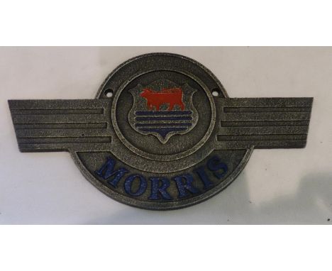 Cast iron Morris wall plaque, W: 20 cm. P&amp;P Group 1 (£14+VAT for the first lot and £1+VAT for subsequent lots) 