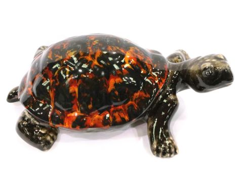 Anita Harris tortoise, signed in gold, L: 24 cm. No cracks, chips or visible restoration. P&amp;P Group 2 (£18+VAT for the fi