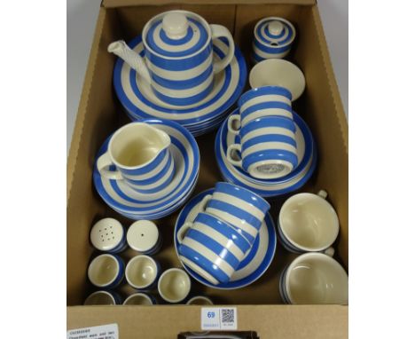 T. G Green Cloverleaf tea service for six, six dinner plates and bowls, matching egg cups and salt and pepper pots in one box