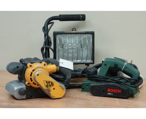 Bosch PHO1 electric planer, JCB belt sander and a site lamp   Condition Report   Click here for further images, condition, au