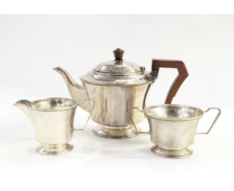 Silver three-piece teaset comprising teapot, two-handled sugar bowl and milk jug by Charles S Green & Co, Birmingham 1939 of 