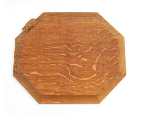 Robert Thompson of Kilburn Mouseman oak bread board of octagonal form with carved mouse signature, 26cm x 31cm 