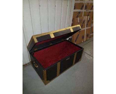 Cumberland Trunk Old Saddle Black & Vintage Brass 99x55x45cm RRP  £ 2808